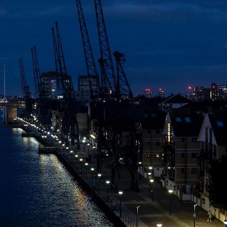 Cosy Riverview-London Excel Centre-O2 Arena Exterior foto